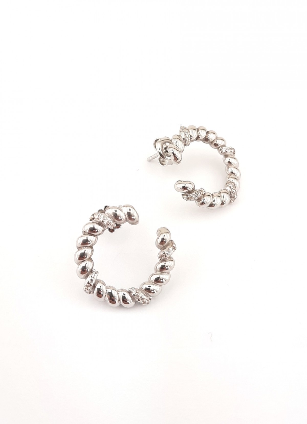 Burgu Model Yan Halka Gümüş Küpe Burgu Model Yan Halka Gümüş Küpe