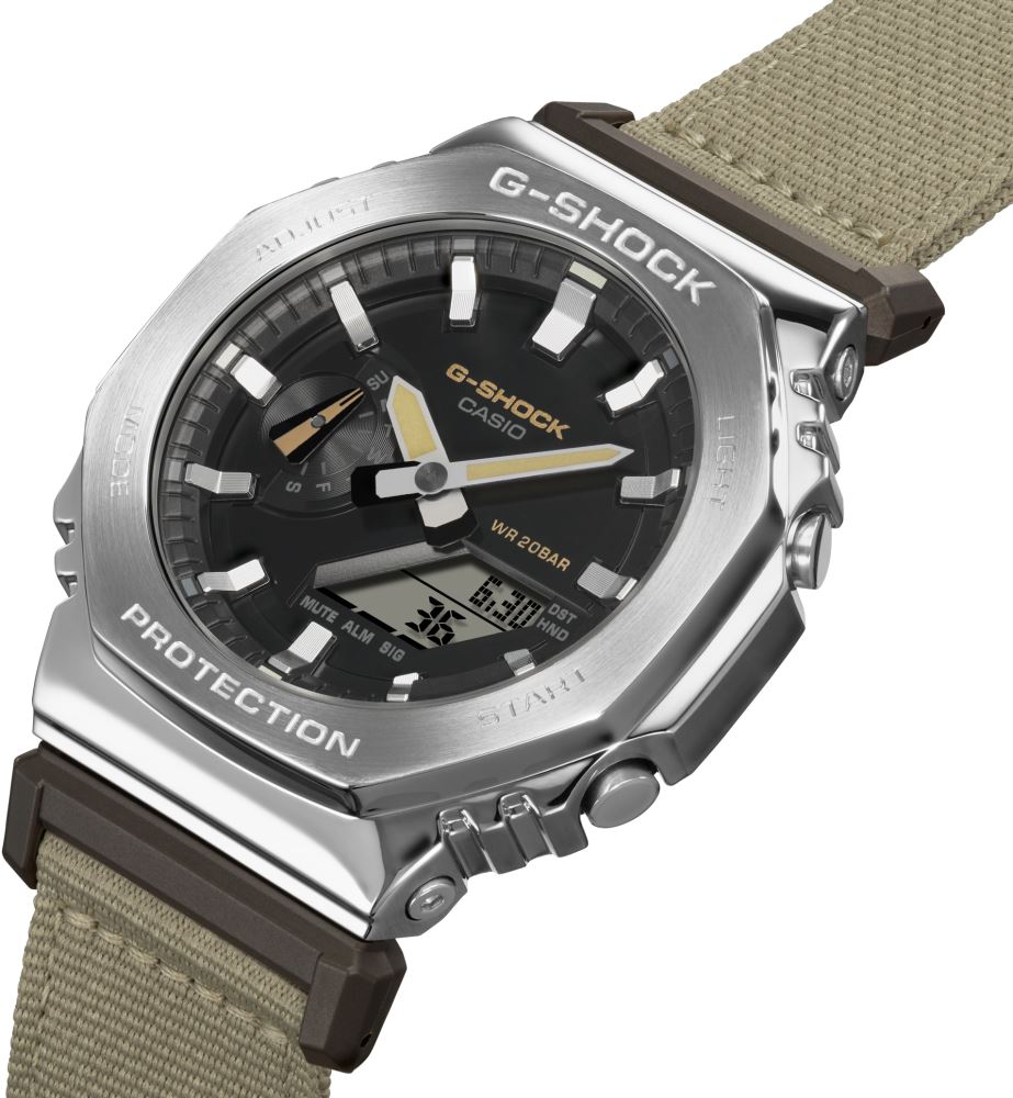 Casio G-Shock GM-2100C-5ADR Kol Saati Casio G-Shock GM-2100C-5ADR Kol Saati