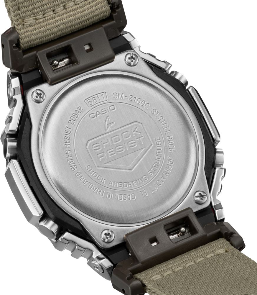Casio G-Shock GM-2100C-5ADR Kol Saati Casio G-Shock GM-2100C-5ADR Kol Saati