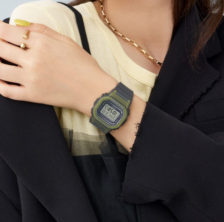 Casio G-Shock GMD-S5610RS-8DR Kol Saati