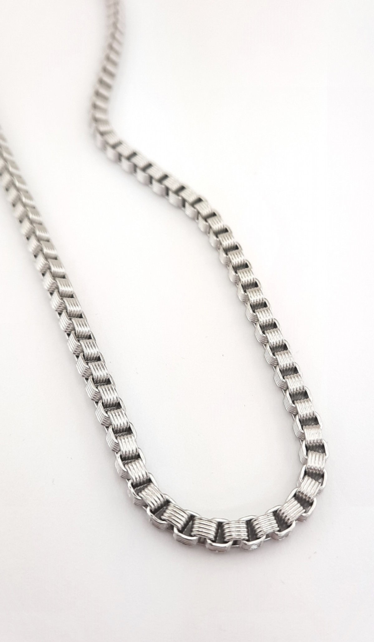 Çizgili Desenli Küp Model Çelik Zincir Çizgili Desenli Küp Model Çelik Zincir