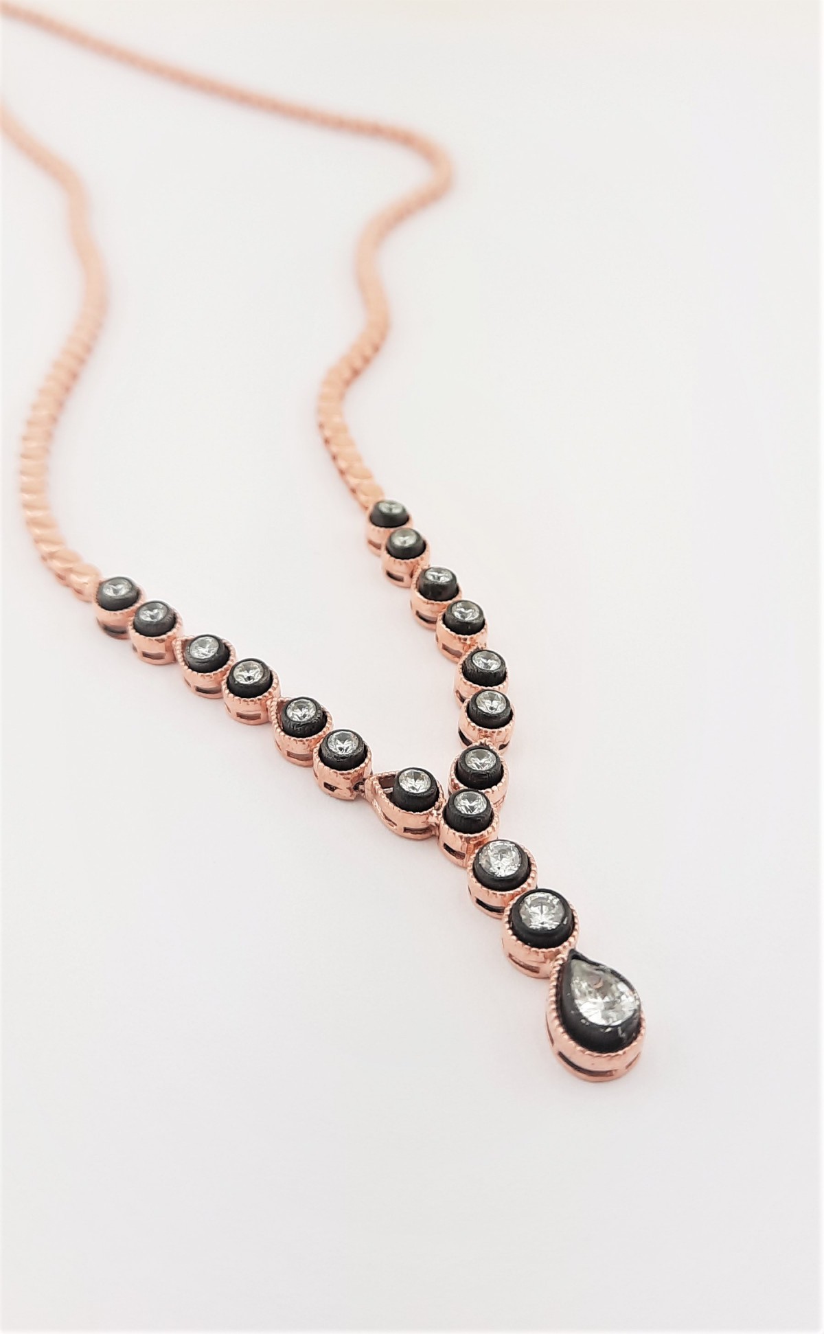 Elmas Montür Gerdanlık Elmas Montür Gerdanlık