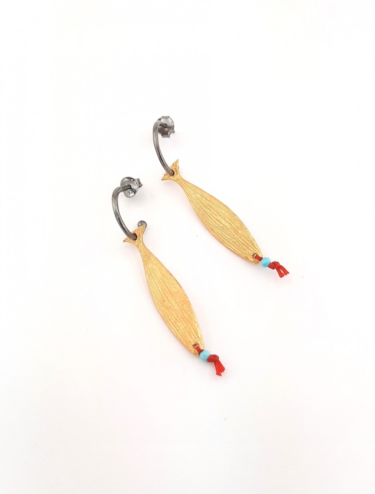 Kırmızı İpli Balık Gold Gümüş Küpe Kırmızı İpli Balık Gold Gümüş Küpe