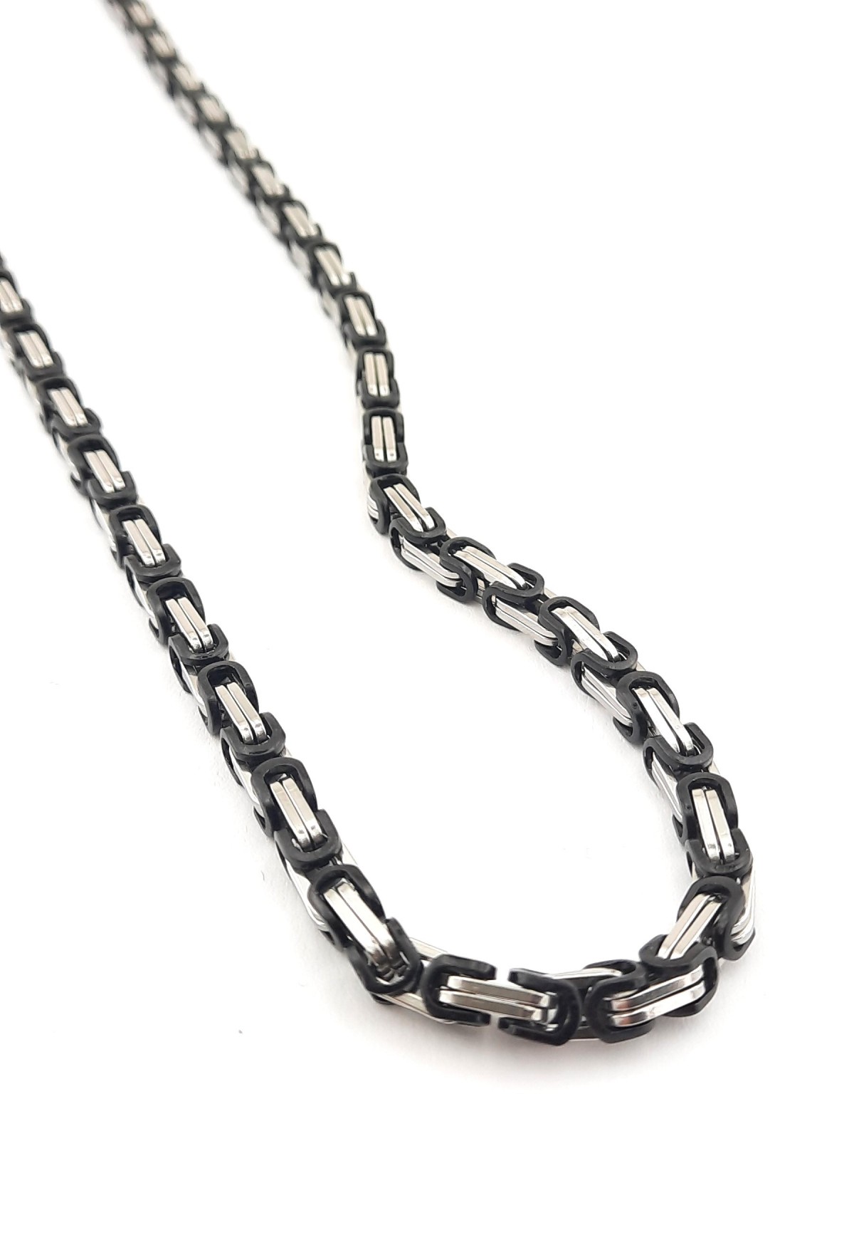 Kral Model Metal-Siyah Renkli Çelik Zincir Kral Model Metal-Siyah Renkli Çelik Zincir