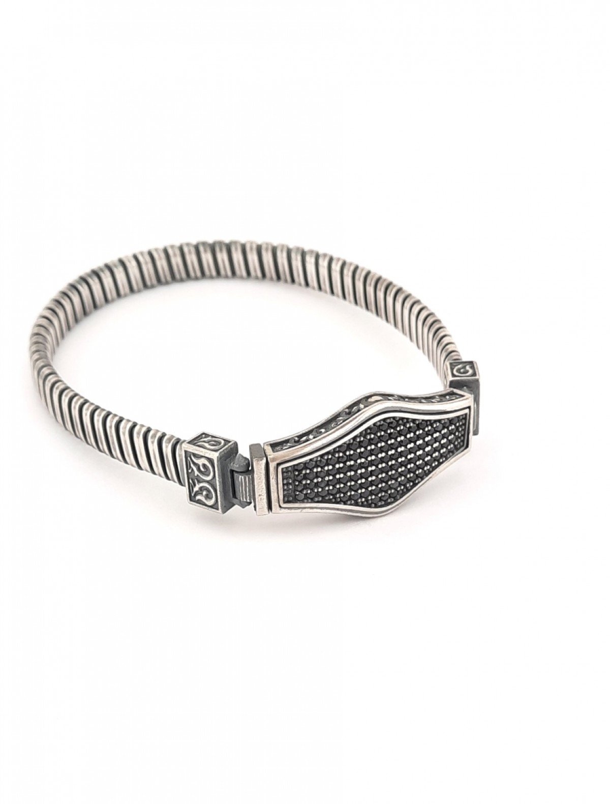 Künyesi Minik Siyah Taşlı Esnek Model Gümüş Bileklik