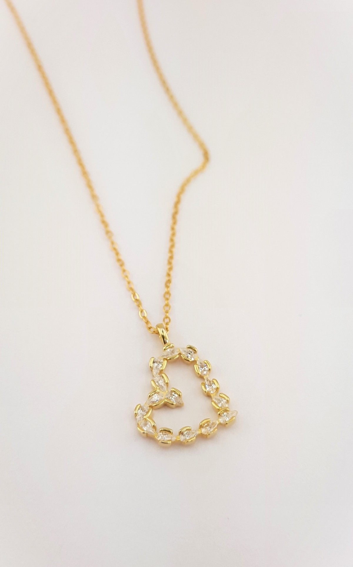 Minik Damla Taşlı Kalp Gold Gümüş Kolye Minik Damla Taşlı Kalp Gold Gümüş Kolye