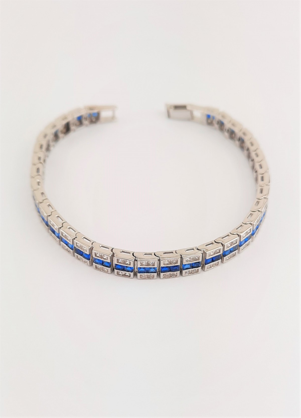 Orta Sırası Lacivert Taşlı Su Yolu Gümüş Bileklik