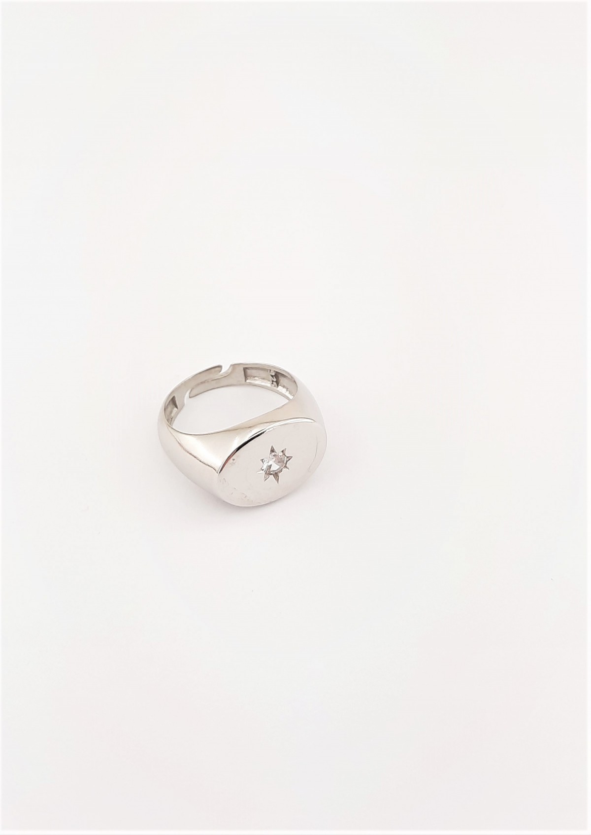 Oval Model Kutup Yıldızlı Gümüş Yüzük Oval Model Kutup Yıldızlı Gümüş Yüzük