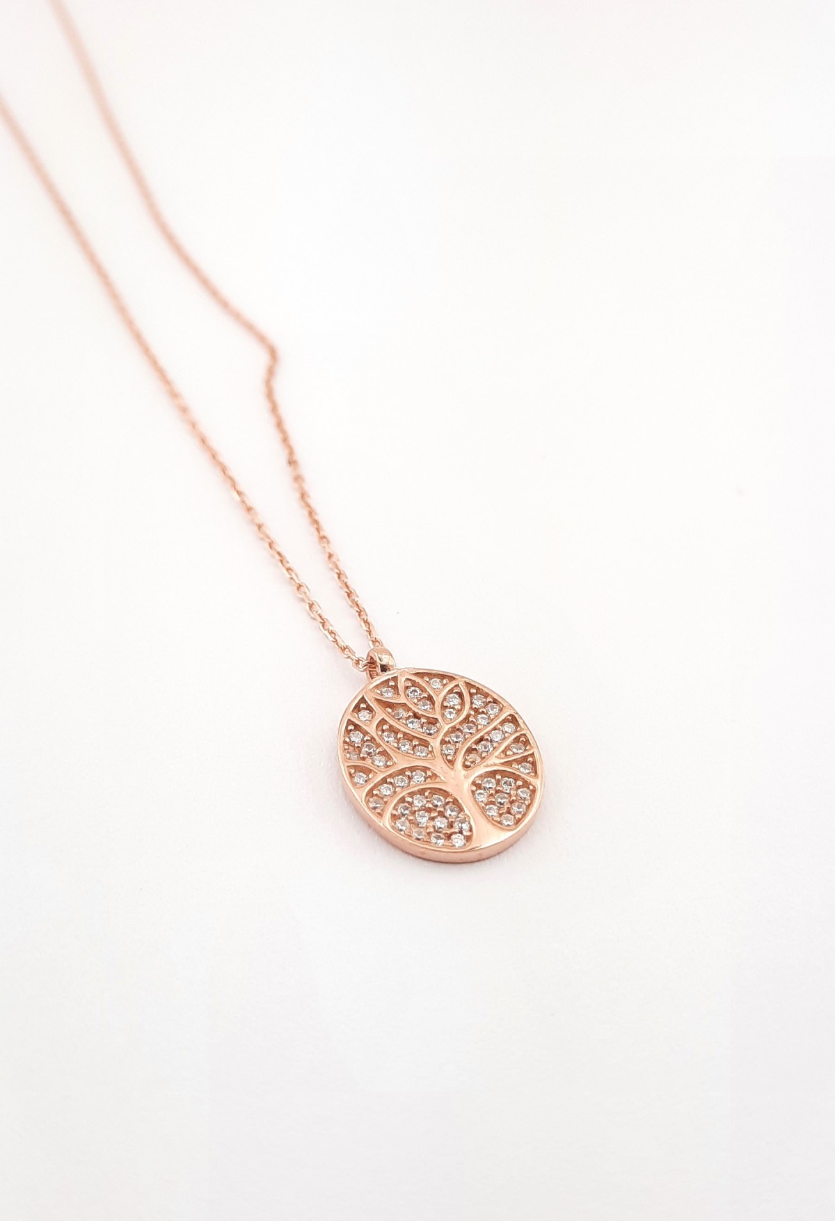 Oval Plaka Üzerinde Hayat Ağacı Gümüş Kolye Oval Plaka Üzerinde Hayat Ağacı Gümüş Kolye