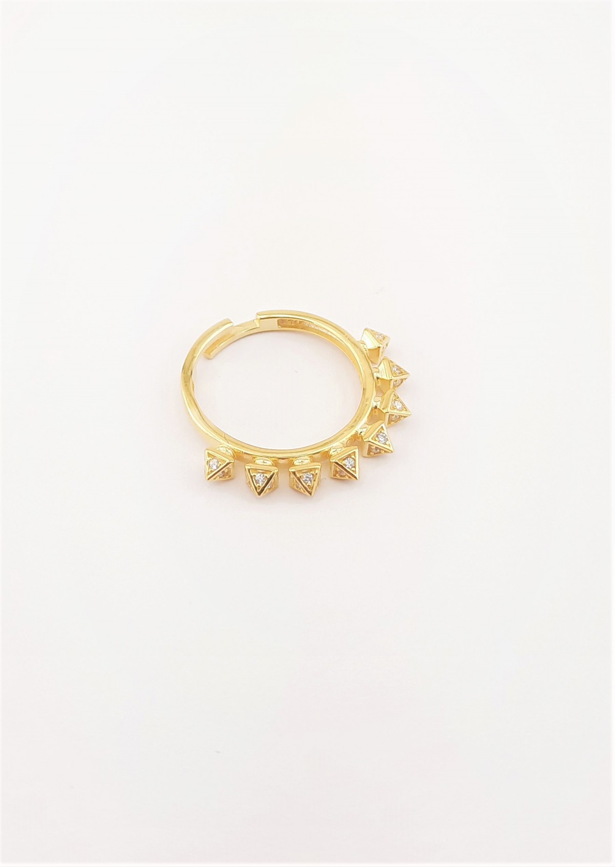 Piramit Modelli Gümüş Yüzük Piramit Modelli Gümüş Yüzük