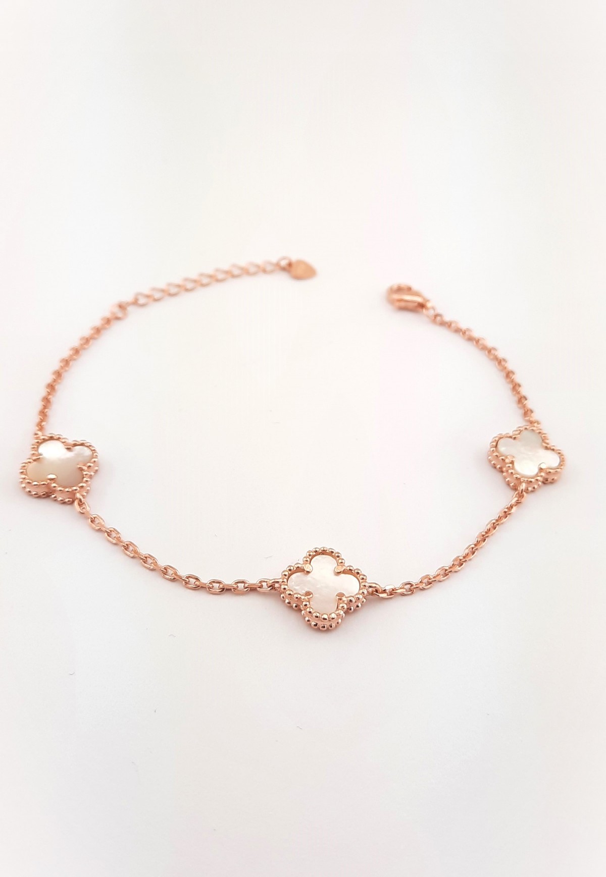Sedef Taşlı Üçlü Yonca Model Rosegold Gümüş Bileklik Sedef Taşlı Üçlü Yonca Model Rosegold Gümüş Bileklik