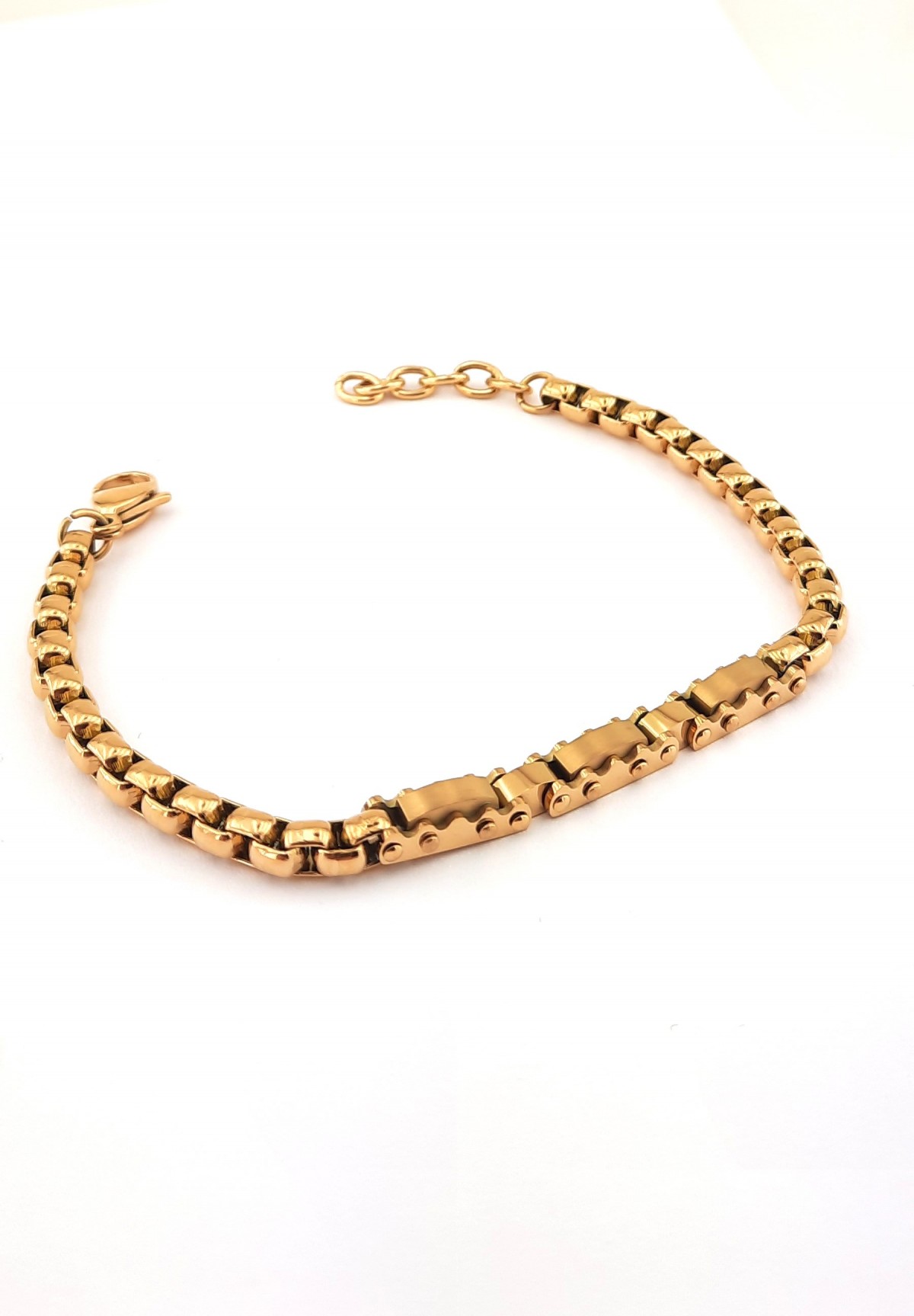 Üç Parçalı Künyeli Küp Zincirli Gold Çelik Bileklik Üç Parçalı Künyeli Küp Zincirli Gold Çelik Bileklik