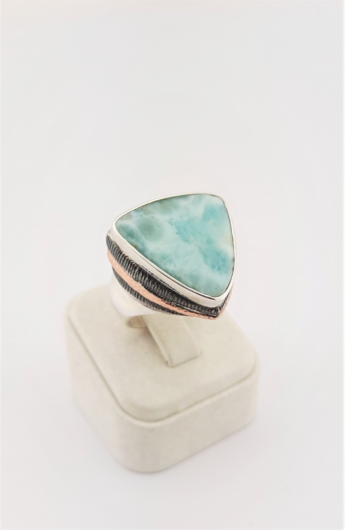 Üçgen Kesim Larimar Taşlı Gümüş Yüzük Üçgen Kesim Larimar Taşlı Gümüş Yüzük