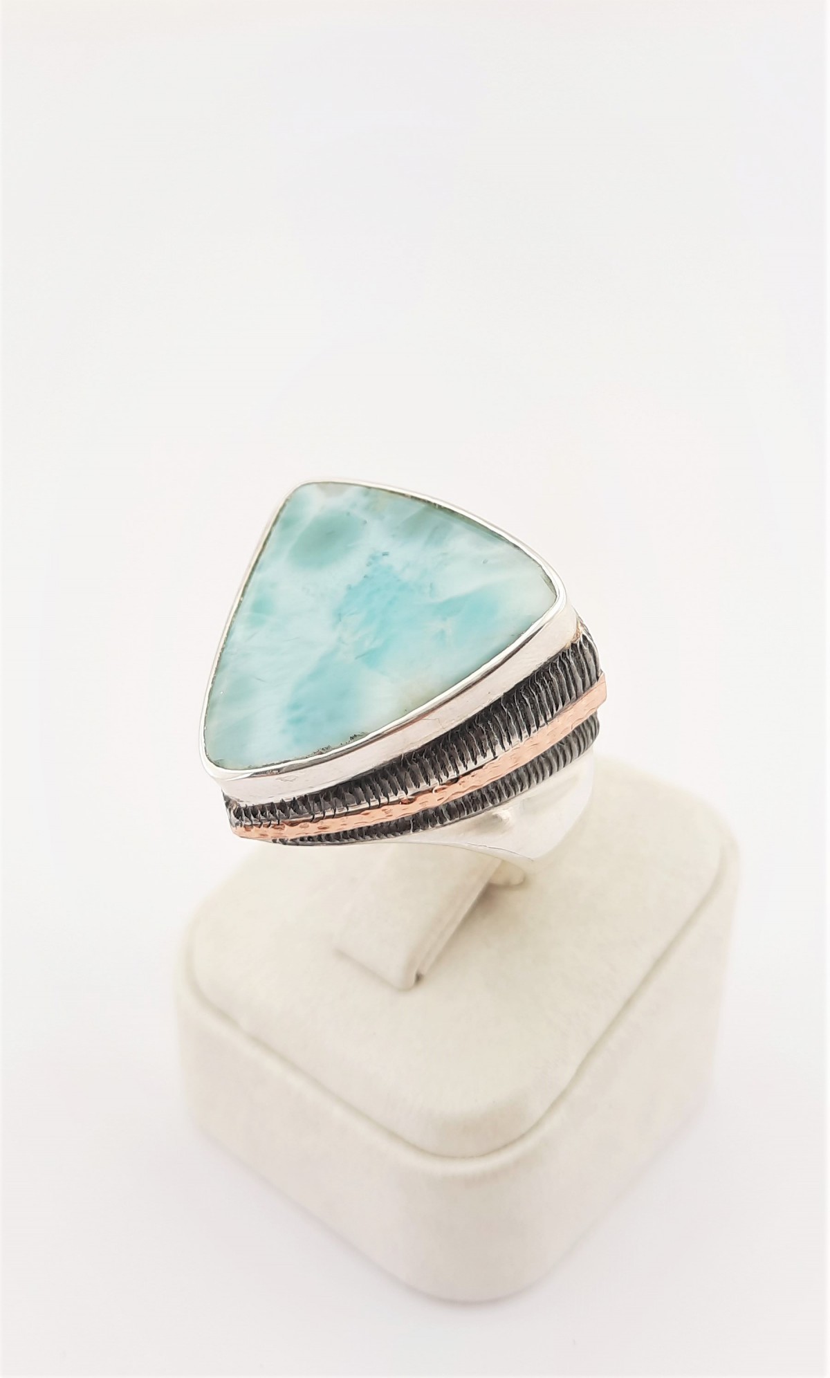 Üçgen Kesim Larimar Taşlı Gümüş Yüzük Üçgen Kesim Larimar Taşlı Gümüş Yüzük