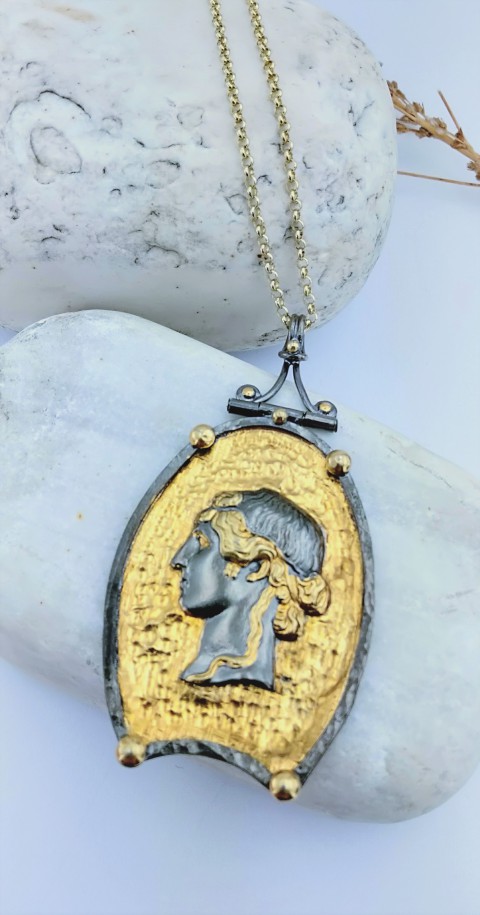 Antik Roma Madalyon Altın Plakalı Gümüş Kolye