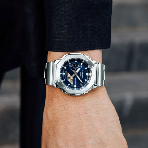 Casio G-Shock GM-2110D-2BDR Kol Saati