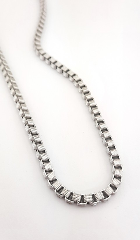 Çizgili Desenli Küp Model Çelik Zincir