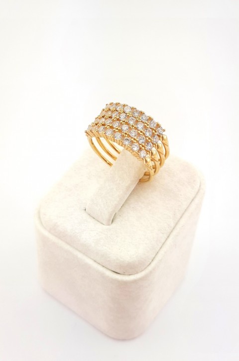 Dört Sıralı Sekiztaş Trend Gold Gümüş Yüzük Dört Sıralı Sekiztaş Trend Gold Gümüş Yüzük