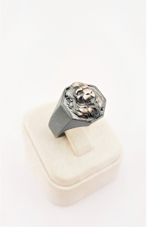 Kabartma Model Aslan Gümüş Yüzük
