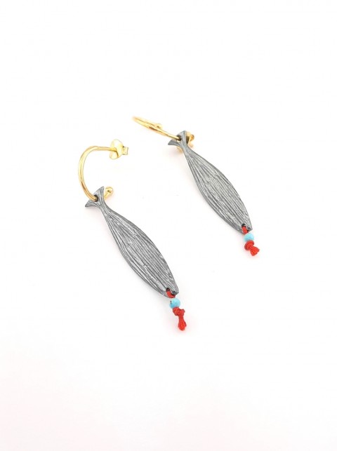 Kırmızı İpli Balık Gümüş Küpe