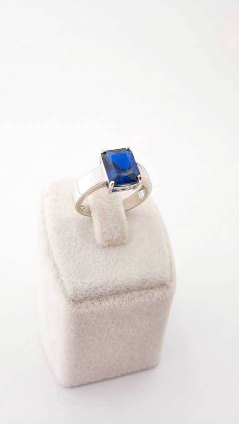 Lacivert Tektaş Pırlanta Montür Yüzük