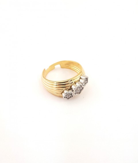 Taşlı Üç Çiçekli Gümüş Yüzük