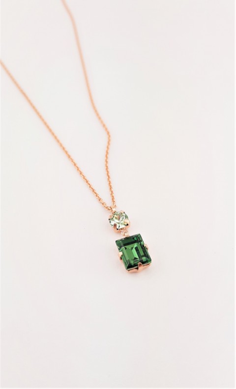 Yeşil Renkli Baget ve Su Yeşili Minik Swarovski Taşlı Gümüş Kolye