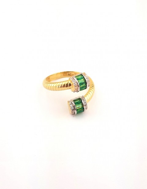 Yeşil Taşlı Trend Gümüş Yüzük